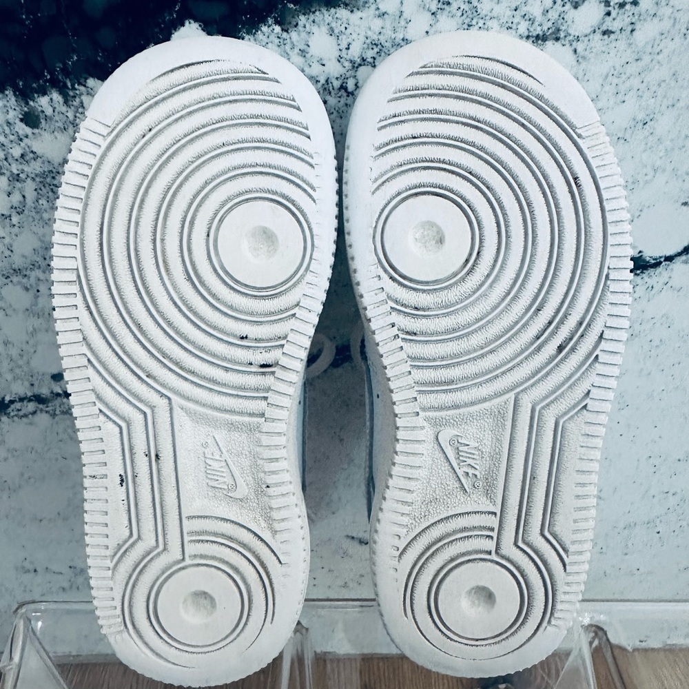 Nike Air Force I Kids| Size 11C - Picture 6 of 7